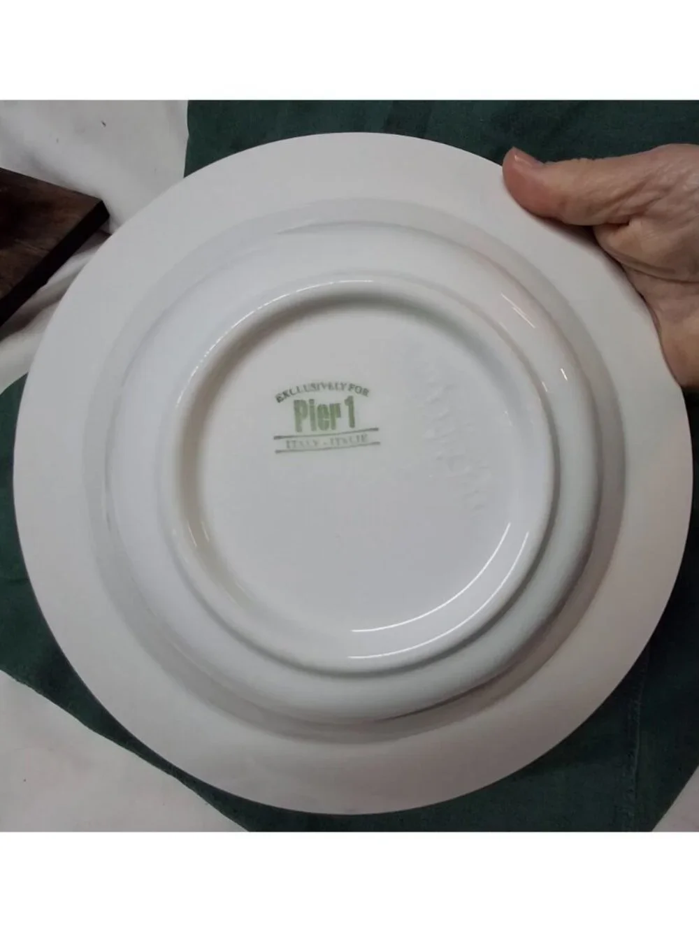 Pier 1 White Basket Relief Soup Stoneware Pasta Bowls Made In Italy Set Of 4